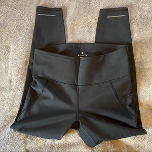 Black Athleta Crop Leggings